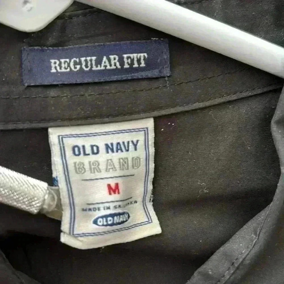 Old Navy shirt - Picture 3 of 3